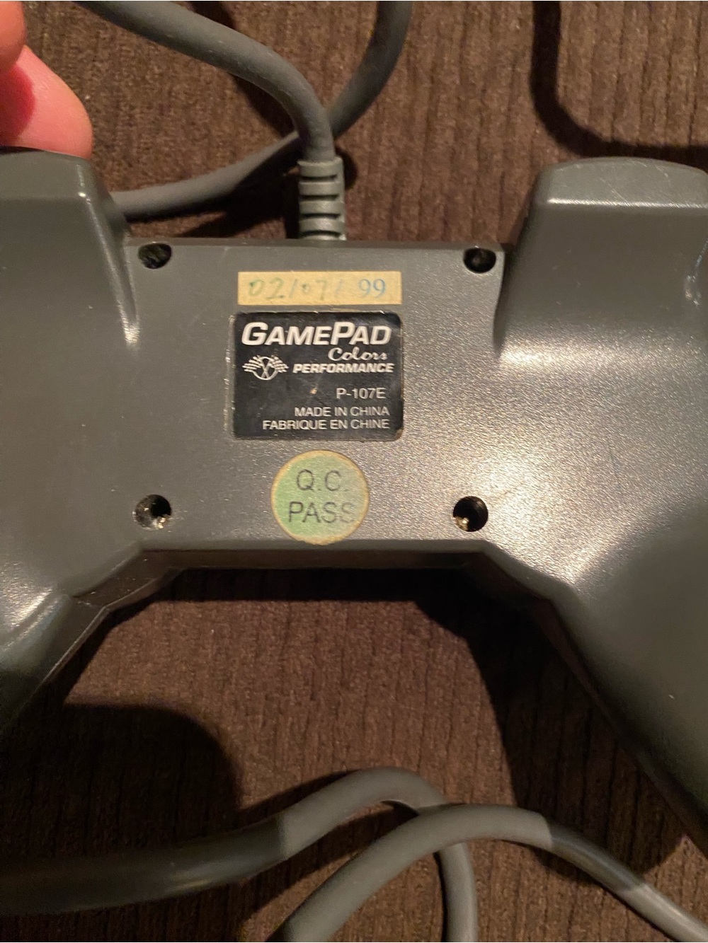 Game Pad Colors Performance Controller for Sony Playstation 1 and 2 - Picture 5 of 6